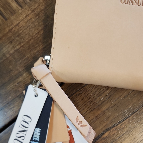 Consuela Cream Wristlet - Picture 5 of 5